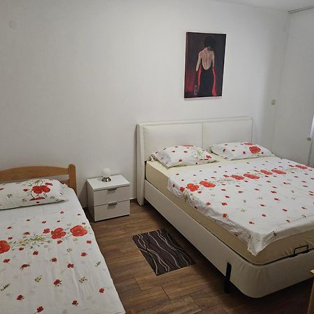 Apartments Vila Tisa Мали-Лошинь Экстерьер фото