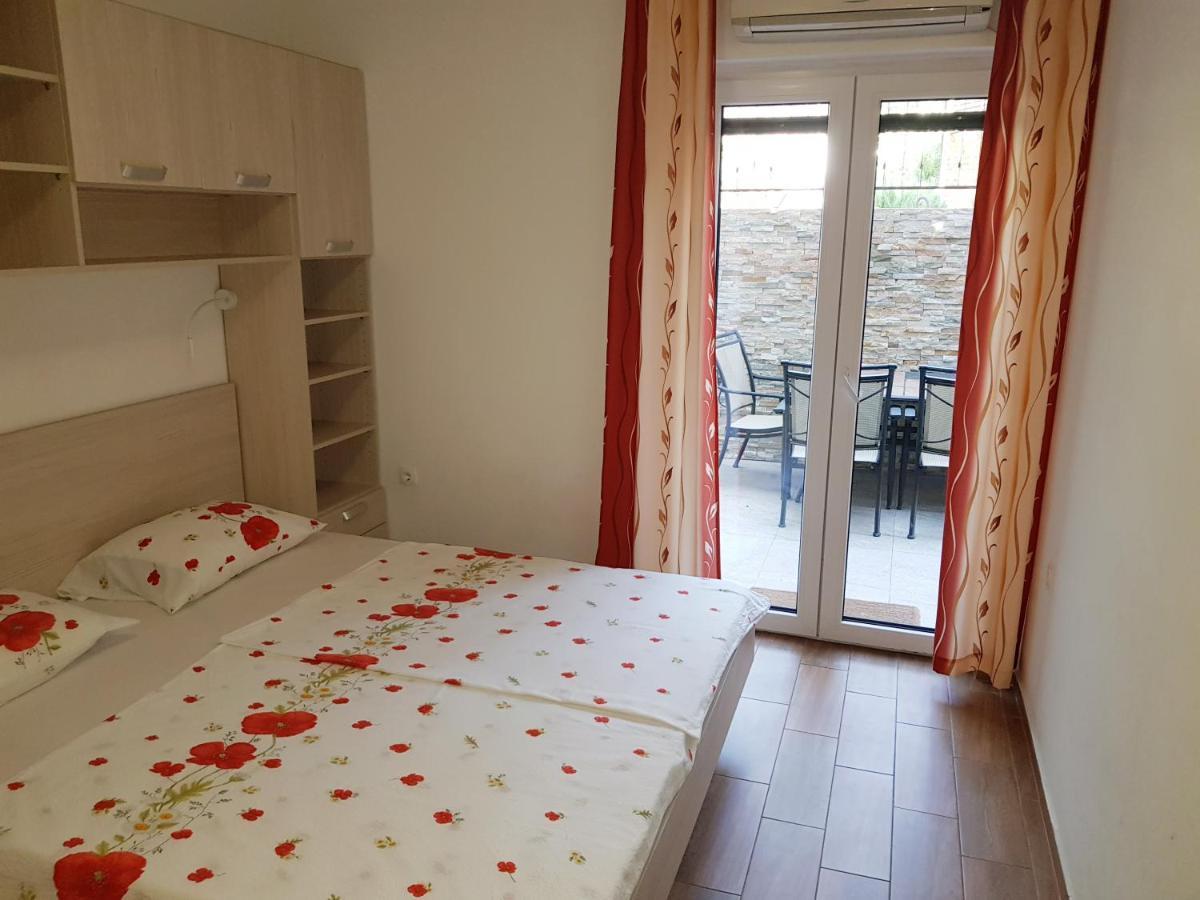 Apartments Vila Tisa Мали-Лошинь Экстерьер фото