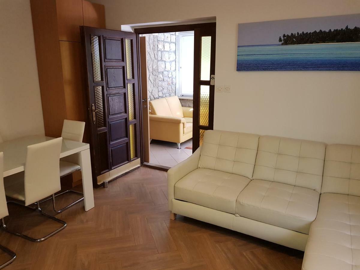Apartments Vila Tisa Мали-Лошинь Экстерьер фото
